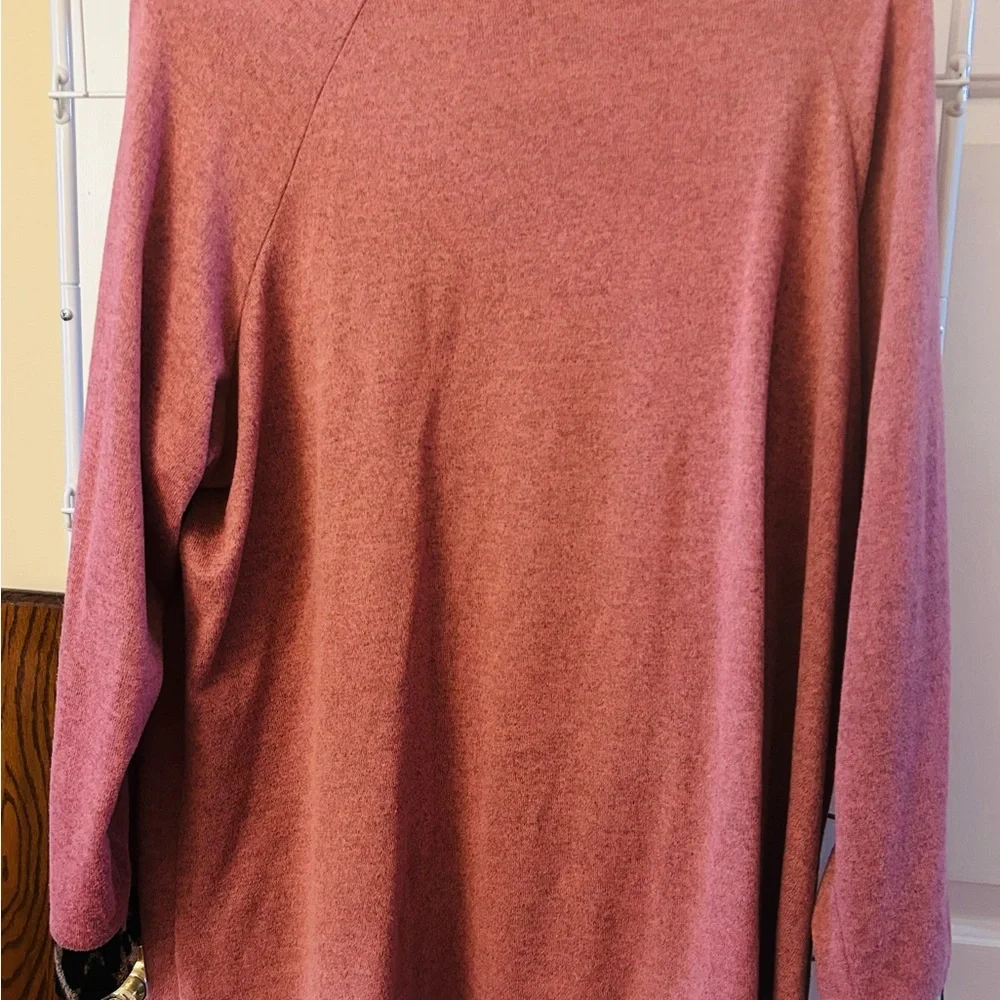 Women’s size 3xl Southern Stitch long sleeve shirt. Excellent condition. - Picture 3 of 3
